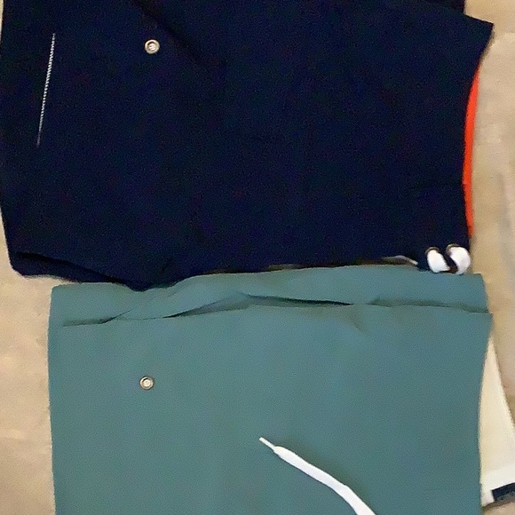 2 pairs of BNWOT ladies shorts. - Picture 4 of 5